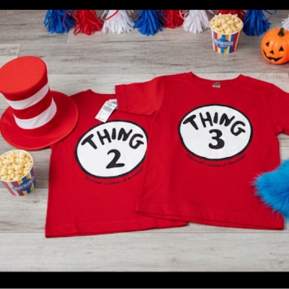 Thing 2 and Thing 3 🐱 🎩 t shirts